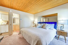 Welcoming Incline Village Condo ~ 2 Mi to Beach!