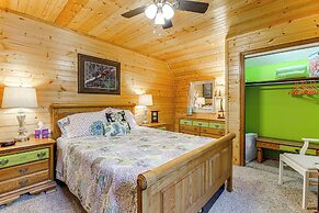 Easy-access Pigeon Forge Cabin w/ Hot Tub!