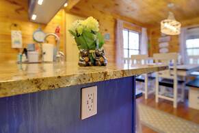 Easy-access Pigeon Forge Cabin w/ Hot Tub!