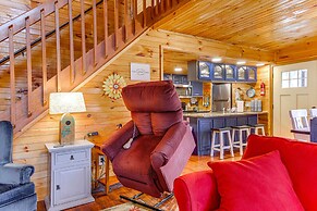 Easy-access Pigeon Forge Cabin w/ Hot Tub!