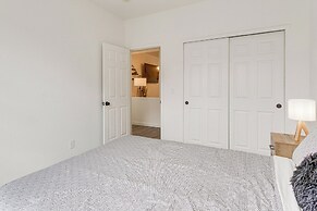 Seasonal Pool, Balcony: Quiet & Cozy Aurora Condo!
