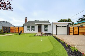 Del Rey Oaks Vacation Home w/ Mini-golf Course!