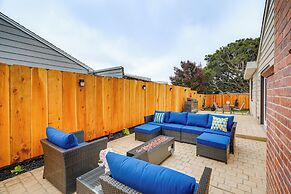 Del Rey Oaks Vacation Home w/ Mini-golf Course!