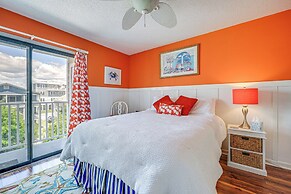 Carolina Beach Condo w/ Balcony: Walk to the Ocean