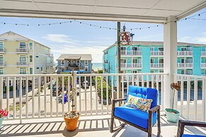 Carolina Beach Condo w/ Balcony: Walk to the Ocean