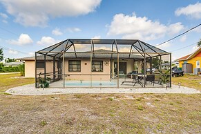 Pet-friendly Port Charlotte Home w/ Pool & Lanai!