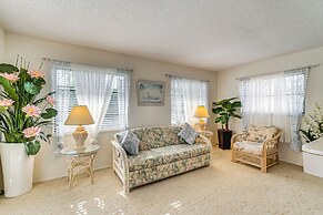 Pet-friendly Port Charlotte Home w/ Pool & Lanai!