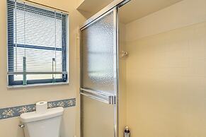 Pet-friendly Port Charlotte Home w/ Pool & Lanai!