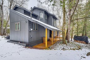 Creek Access & Deck: Family Pocono Pines Cottage