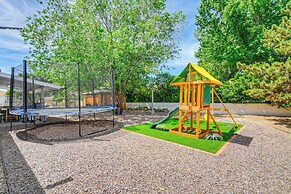 Hot Tub & Sauna: Dewey Getaway w/ Community Perks