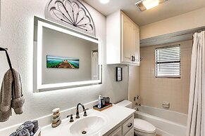 Home on Lake Granbury w/ Hot Tub: 5 Mi to Dtwn!