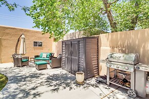 Albuquerque Adobe Cottage: Yard, Walkable Area