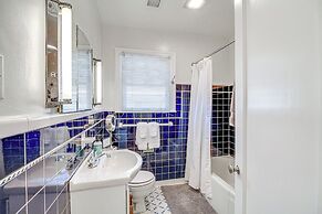 Albuquerque Adobe Cottage: Yard, Walkable Area