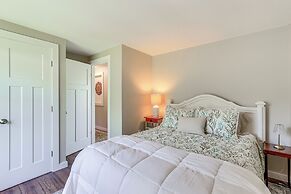 Old Saybrook Home w/ Screened Porch & Ocean View!