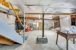 Old Saybrook Home w/ Screened Porch & Ocean View!