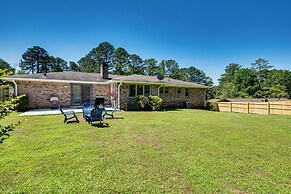 Stonecrest Family Home: Close to Panola Mountain!