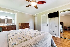 Stonecrest Family Home: Close to Panola Mountain!