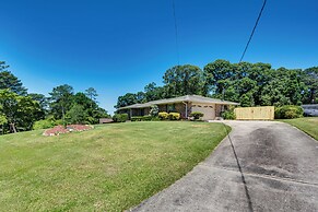 Stonecrest Family Home: Close to Panola Mountain!