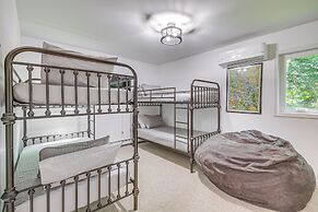 Alden Home w/ Fire Pit: Steps to Torch Lake!