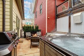 Park Villa 2 Bedroom Home by RedAwning