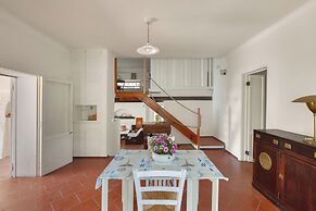 3987 Villa Greco by Barbarhouse