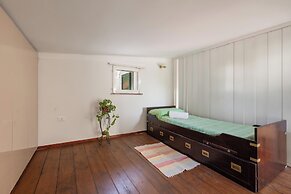 3987 Villa Greco by Barbarhouse