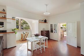 3987 Villa Greco by Barbarhouse