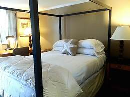 Starlight Lodge Cape Cod