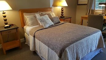 Starlight Lodge Cape Cod