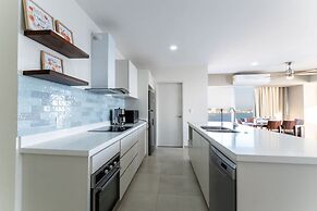 Cristal bay Apartments