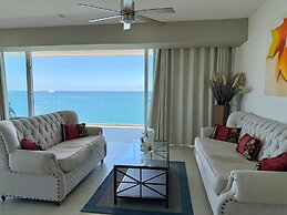 Cristal bay Apartments