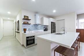 Cristal bay Apartments