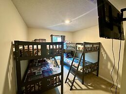 Grand Emerald 3BR Townhouse Near Disney Parks