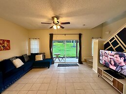Grand Emerald 3BR Townhouse Near Disney Parks