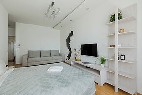 Apartments near Picasso Square