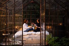 La Petite For t Antique Countryside Greenhouse