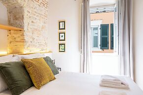 Kantouni Mpizi Suites by CorfuEscapes