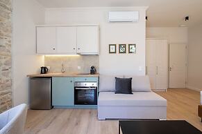 Kantouni Mpizi Suites by CorfuEscapes