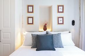 Kantouni Mpizi Suites by CorfuEscapes