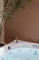 Qualia Slowlife Suites