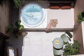 Qualia Slowlife Suites