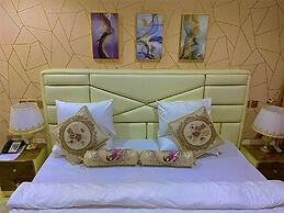 Hogis Luxury Hotel
