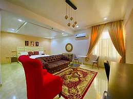 Hogis Luxury Hotel