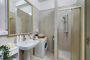 Elegante e raffinato in zona Crocetta