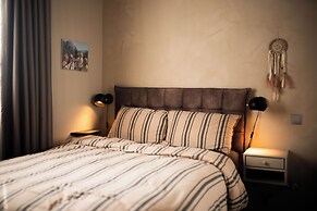Modern and Cozy Designer Apartment in Relaxing Environment