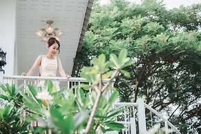 Bananaleaf Wedding Cafe & Resort