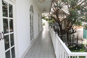 Bananaleaf Wedding Cafe & Resort