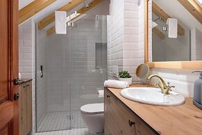 Oleander Center Suites