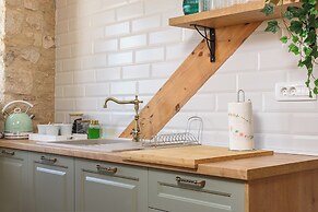 Oleander Center Suites