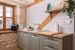 Oleander Center Suites